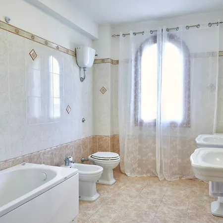 Maddalena * 桑格罗堡