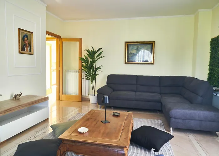 Maddalena Деревянный коттедж *